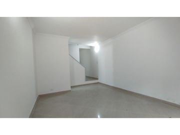 Los Elíseos - Casa para la venta en Suba, Britalia