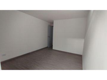 Los Elíseos - Casa para la venta en Suba, Britalia