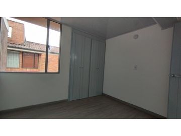 Los Elíseos - Casa para la venta en Suba, Britalia
