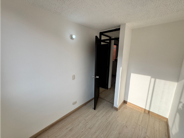 Bosque Tayrona - Venta Apartamento, 3 habitaciones Danubio Azul Bosa