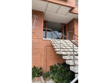 VENDO APARTAMENTO EDIFICIO BAMBU 94
