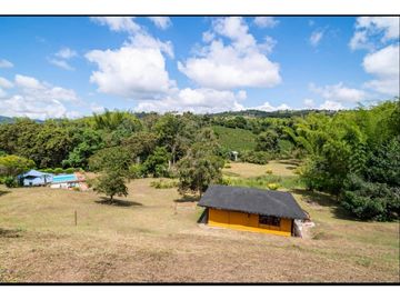 FINCA EN VENTA-LA CUMBRE VALLE