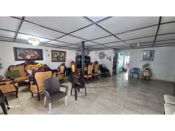 CASA+APTO EN VENTA BARRIO LA VICTORIA