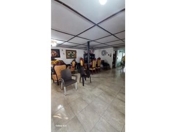 CASA+APTO EN VENTA BARRIO LA VICTORIA