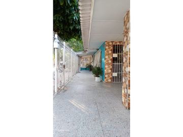 CASA+APTO EN VENTA BARRIO LA VICTORIA
