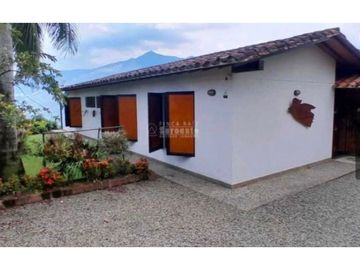VENTA DE ESPECTACULAR FINCA EN VENECIA ANTIOQUIA| 192m2 | lote 3410m2