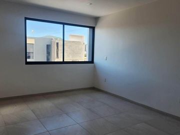 Casa en Venta en Cañadas del Arroyo, 3 Recámras, Jardín, Diseño de Autor, Lujo