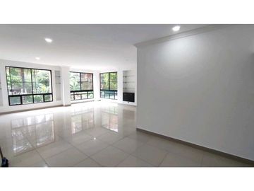 Apartamento en venta en el sur de cali barrio ciudad jardin area 185 m