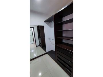 Apartamento en venta en el sur de cali barrio ciudad jardin area 185 m