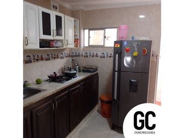 Se vende casa 2 pisos- Barrio los almendros - Soledad