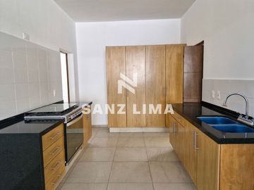 Riberas del Campestre: Bella propiedad en zona exclusiva con alberca