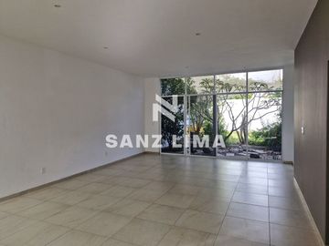 Riberas del Campestre: Bella propiedad en zona exclusiva con alberca