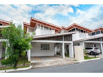 VENTA CASA DE PLAYA EN CORONADO MODERNA DE 3 RECAMARAS MDL