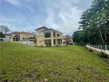 VENTA DE CASA EN CLAYTON - LOS SENDEROS DE CAMINO DE CRUCES