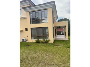VENTA DE CASA EN CLAYTON - LOS SENDEROS DE CAMINO DE CRUCES