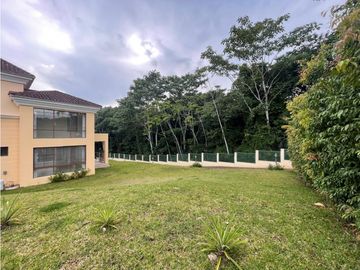 VENTA DE CASA EN CLAYTON - LOS SENDEROS DE CAMINO DE CRUCES