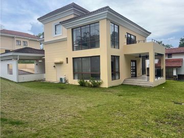 VENTA DE CASA EN CLAYTON - LOS SENDEROS DE CAMINO DE CRUCES