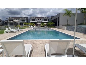 BRISAS NORTE | PH AVENTURA | SE VENDE | 4 REC | 5 B | 2 PAR |TEERRAZA