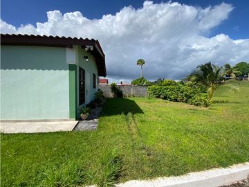 SEA CONFIABLE VENDE CASA EN BRISAS DEL GOLF ARRAIJAN