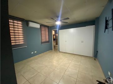 SEA CONFIABLE VENDE CASA EN BRISAS DEL GOLF ARRAIJAN