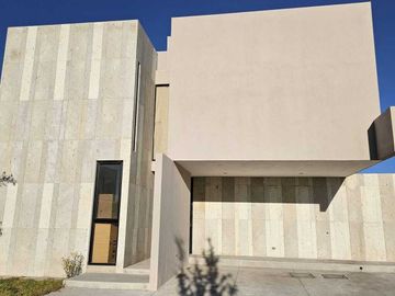 CASA VENTA SAN LORENZO CAMPANARIO NORTE QUERETARO