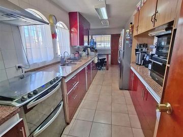 Casa en Venta en Sector Gregorio Marañon Viña del Mar Alto