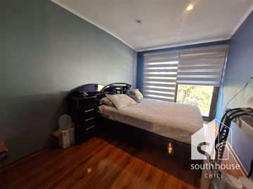 Casa en Venta en Real Audiencia con Ramón Barros Luco C2J
