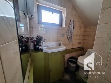 Casa en Venta en Real Audiencia con Ramón Barros Luco C2J