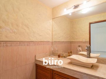 AMPLIA CASA  EN ALQUILER, CON GRAN JARDIN Y PISCINA EN RINCONADA, LA MOLINA