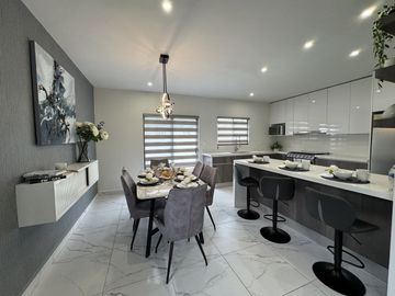 CASA EN VENTA EN ZONA CUMBRES