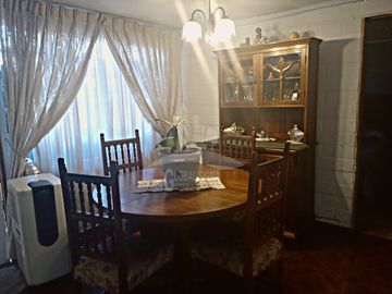Se vende casa cercana a metro Laguna Sur. Pudahuel