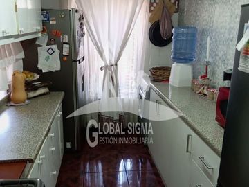 Se vende casa cercana a metro Laguna Sur. Pudahuel