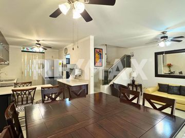 Residencia en Venta en Jardines del Sur