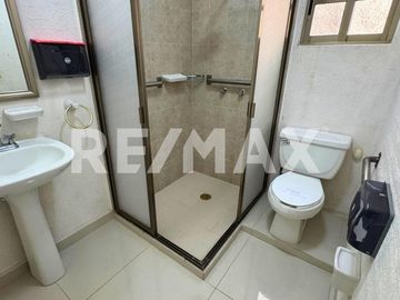 Residencia en Venta en Jardines del Sur