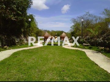 Venta Terreno Regatta Residencial. - Puerto Morelos - (3)