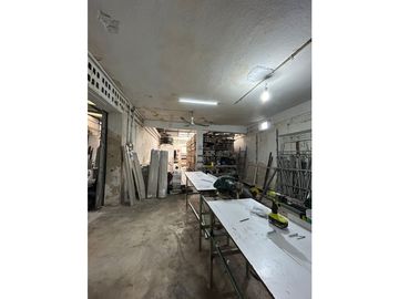 Casa en venta en el centro a dos calles del Parque de Mejora