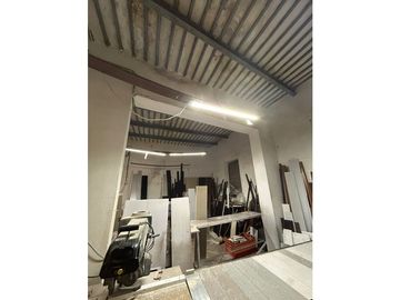 Casa en venta en el centro a dos calles del Parque de Mejora