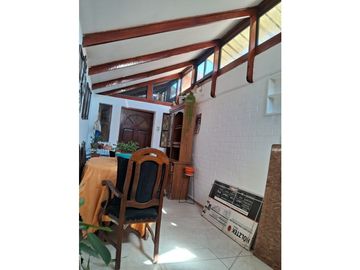 Ampliada regularizada, segura e Impecable,  3D1B2E con patio