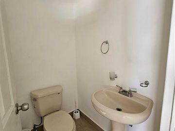 Casa en Privada sector del Valle
