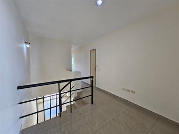 Casa en Privada sector del Valle