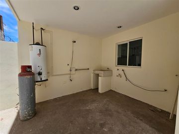 Casa en Privada sector del Valle