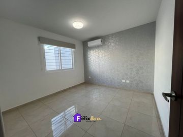 Casa en Venta en Prados de la Conquista