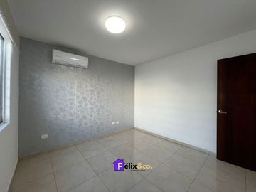 Casa en Venta en Prados de la Conquista