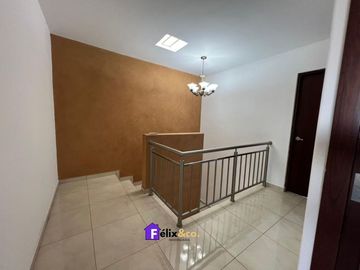 Casa en Venta en Prados de la Conquista