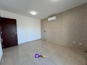 Casa en Venta en Prados de la Conquista