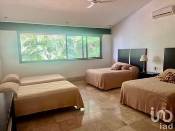 Casa en Venta en Real Las Quintas Cuernavaca