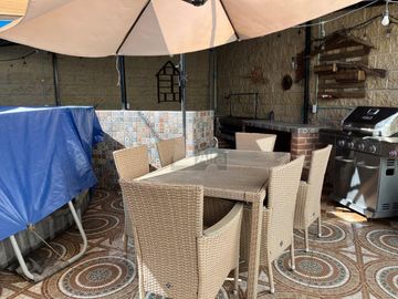 Casa en Venta en Mayorazgo Santa Lucía, León, Gto. de las mas amplias en terreno  y construcción