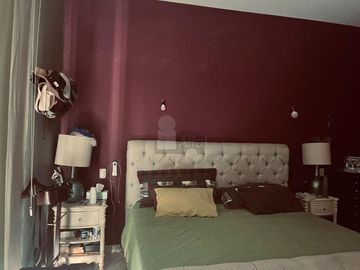 Casa en Venta en Mayorazgo Santa Lucía, León, Gto. de las mas amplias en terreno  y construcción