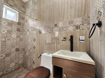 Casa en Venta en Toluca, 40 min de Santa Fe y a 15 min de la estación Lerma del Tren Interurbano Tol