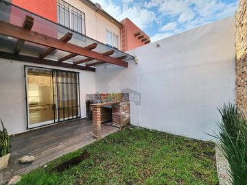 Casa en Venta en Toluca, 40 min de Santa Fe y a 15 min de la estación Lerma del Tren Interurbano Tol